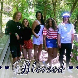 Meet your Posher, Nikki